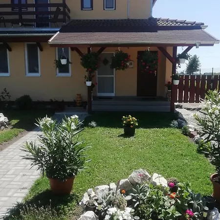 Semesterbostad Jozsef Apartman *