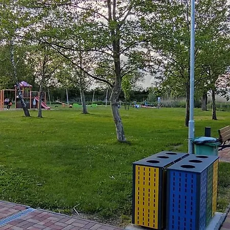 Semesterbostad Jozsef Apartman