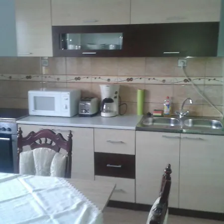 Semesterbostad Jozsef Apartman