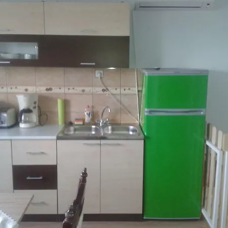 Semesterbostad Jozsef Apartman